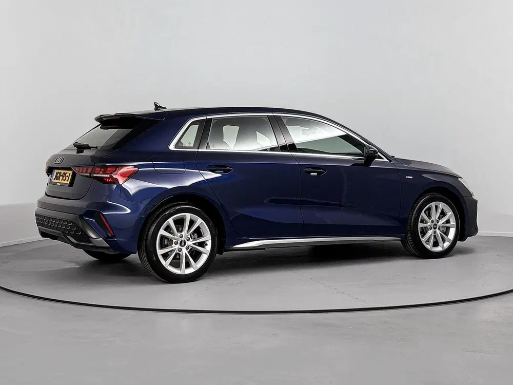 Audi A3 40 TFSI e S edition 204 PK uit 2025, foto 5