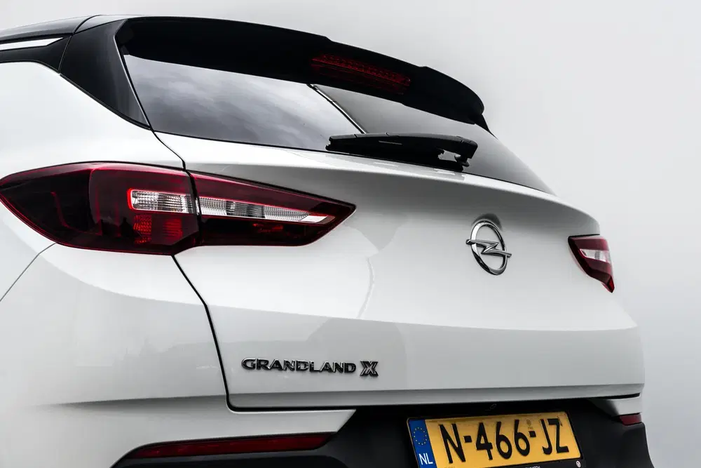 Opel Grandland 1.2 131 PK Turbo Business Elegance uit 2021, foto 10