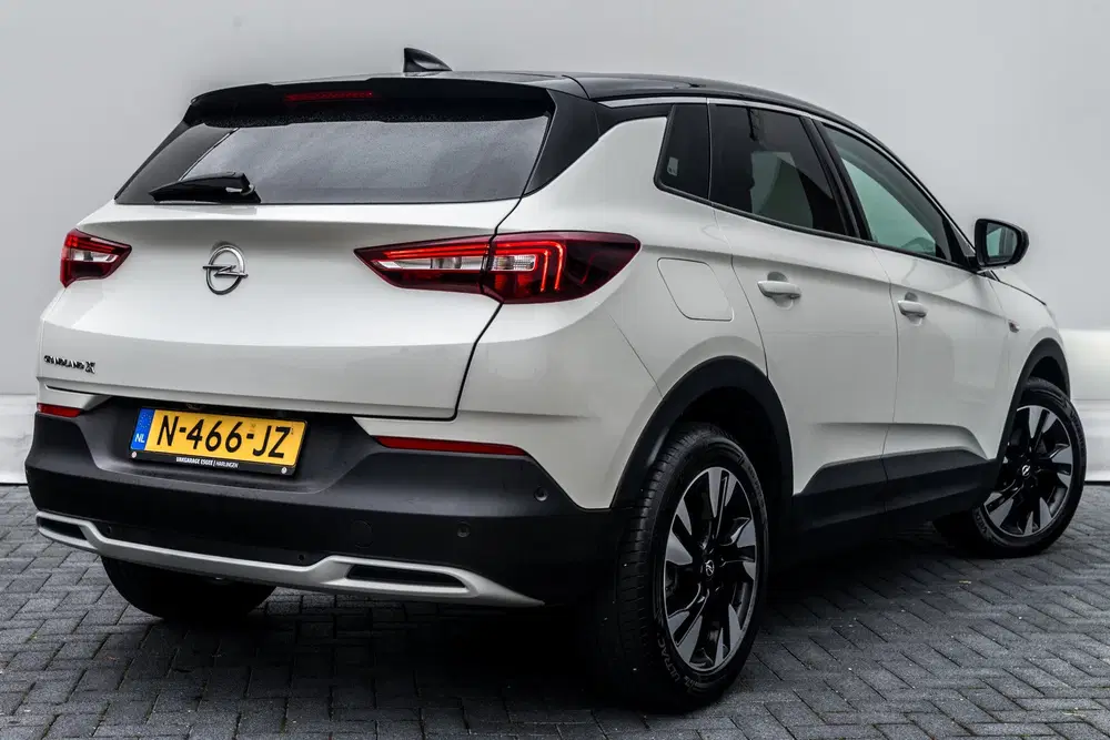 Opel Grandland 1.2 131 PK Turbo Business Elegance uit 2021, foto 6