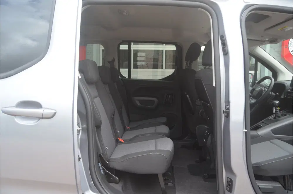 Toyota Proace City NW. MODEL.. 2230km 1.2 Turbo Dynam uit 2024, foto 12