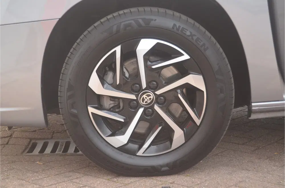 Toyota Proace City NW. MODEL.. 2230km 1.2 Turbo Dynam uit 2024, foto 9