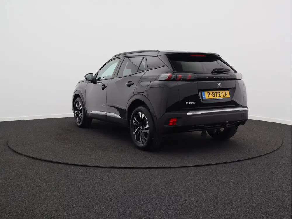 Peugeot 2008 1.2 PureTech Allure Pack uit 2022, foto 13