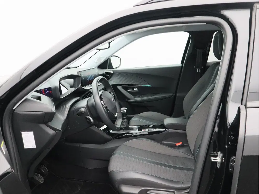 Peugeot 2008 1.2 PureTech Allure Pack uit 2022, foto 5