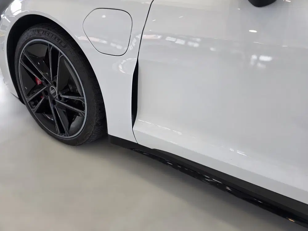 Audi e-tron GT RS 93 kWh uit 2022, foto 11