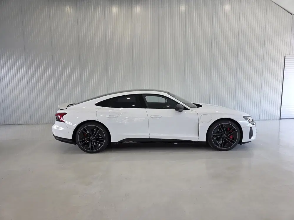 Audi e-tron GT RS 93 kWh uit 2022, foto 3