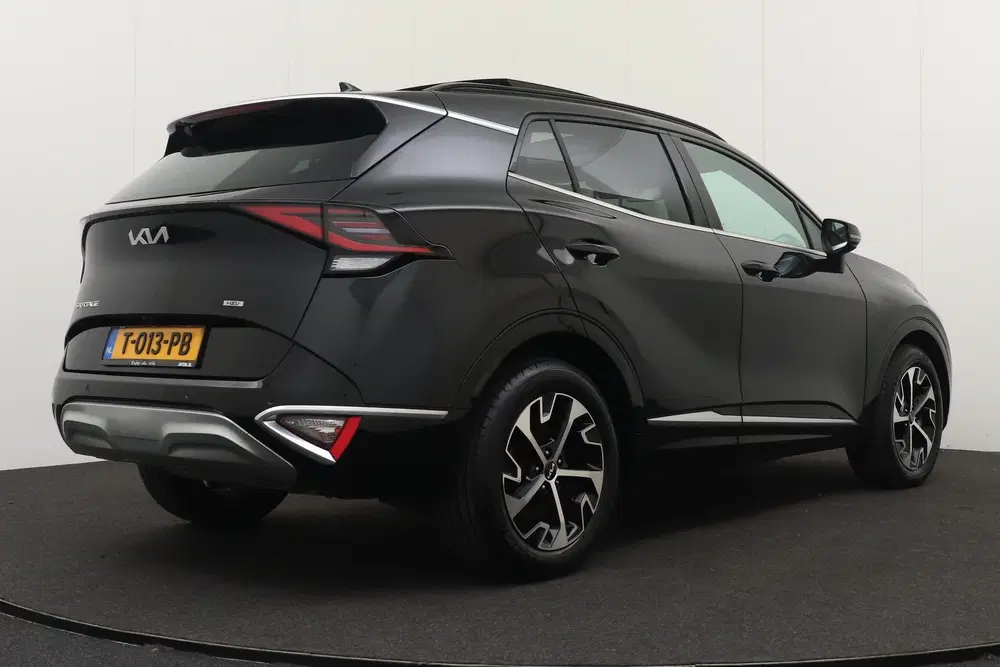 Kia Sportage 1.6 T-GDi Hybrid DynamicPlusLine Pano-dak uit 2023, foto 2