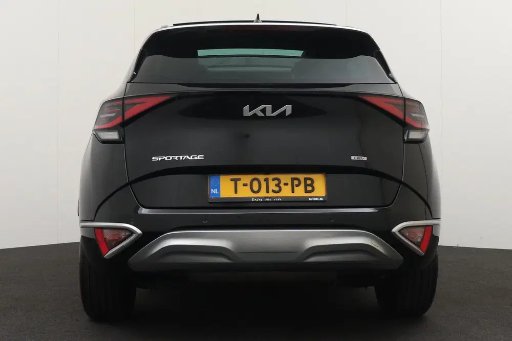 Kia Sportage 1.6 T-GDi Hybrid DynamicPlusLine Pano-dak uit 2023, foto 4