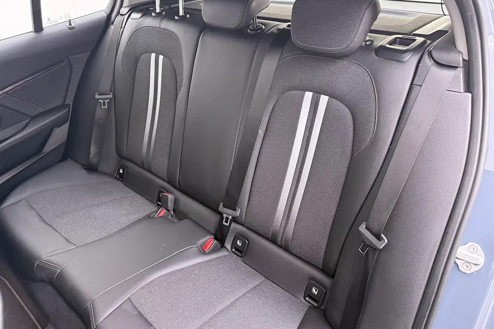 BMW 1-serie 118i Aut. 141 PK Sport Line Adapt. Cruise uit 2020, foto 11