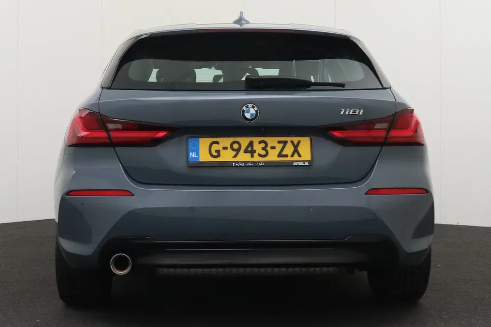 BMW 1-serie 118i Aut. 141 PK Sport Line Adapt. Cruise uit 2020, foto 4