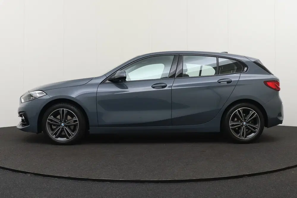 BMW 1-serie 118i Aut. 141 PK Sport Line Adapt. Cruise uit 2020, foto 5