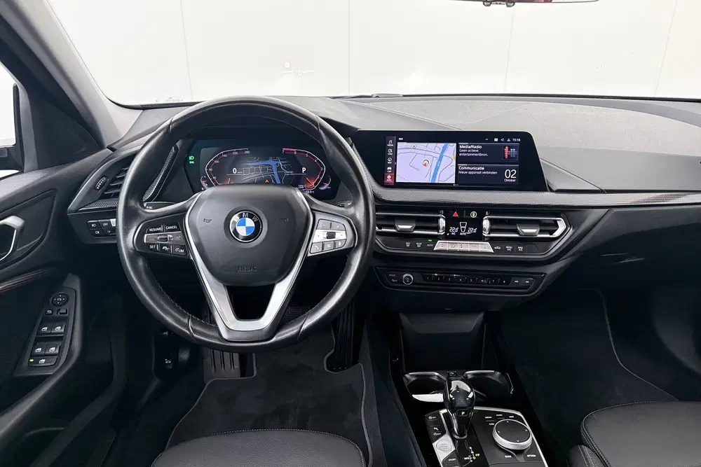 BMW 1-serie 118i Aut. 141 PK Sport Line Adapt. Cruise uit 2020, foto 8