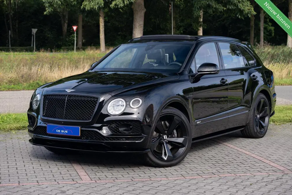 Bentley Bentayga Hybrid Centenary Edition uit 2020, foto 2