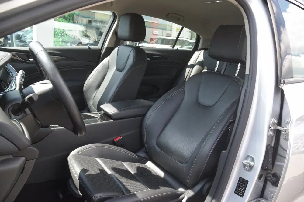 Opel Insignia Sport 1.5 Turbo Innovation Matrix-LED uit 2019, foto 7