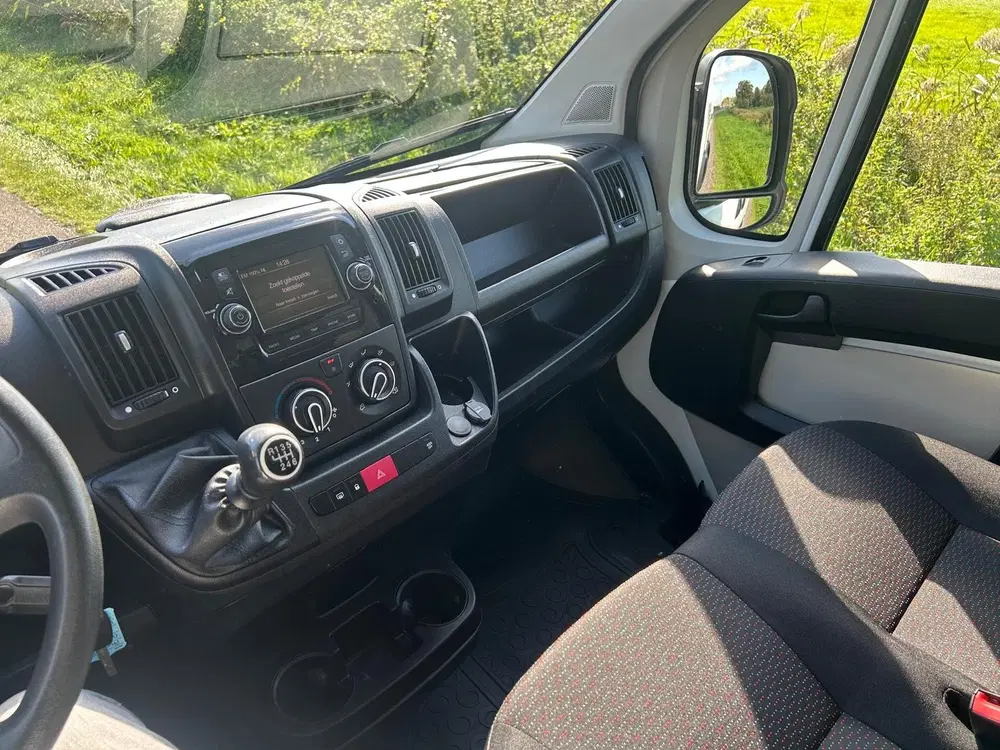 Peugeot Boxer 330 2.0 BlueHDI L2H2 Premium uit 2019, foto 2