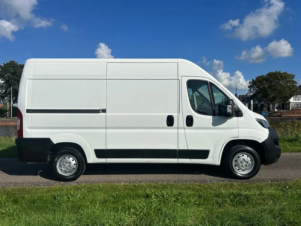 Peugeot Boxer 330 2.0 BlueHDI L2H2 Premium uit 2019, foto 5