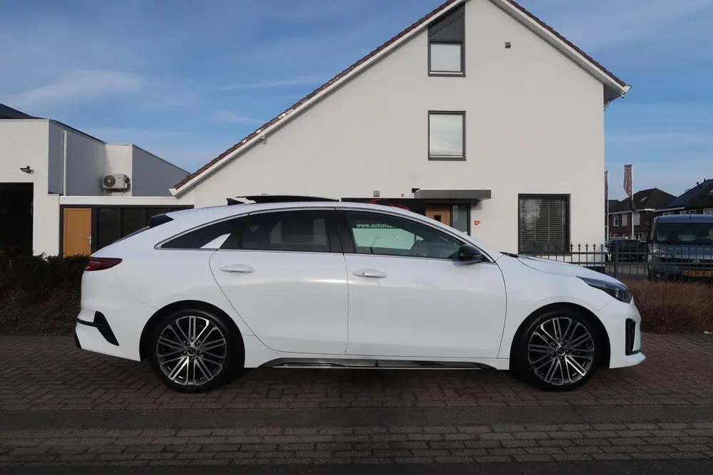 Kia ProCeed 1.5 T-GDi GT-PlusLine Aut uit 2021, foto 5