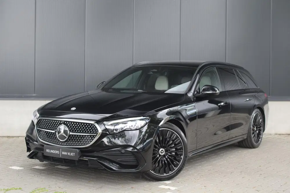 Mercedes-Benz E-Klasse 300e AMG Line uit 2025, foto 10