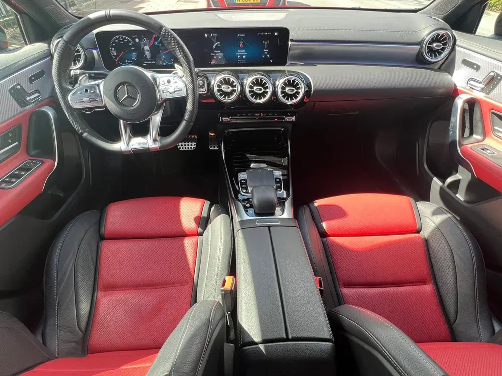 Mercedes-Benz A-Klasse AMG 35 4MATIC Edition 1 dealer auto . uit 2019, foto 9