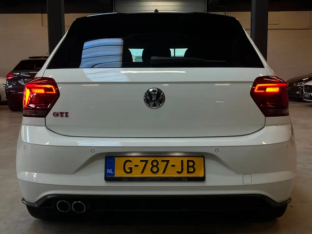 Volkswagen Polo 2.0 TSI GTI CarPlay uit 2019, foto 4