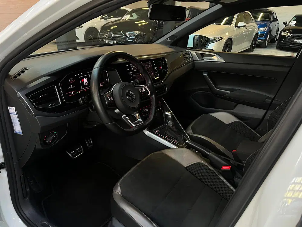 Volkswagen Polo 2.0 TSI GTI CarPlay uit 2019, foto 9