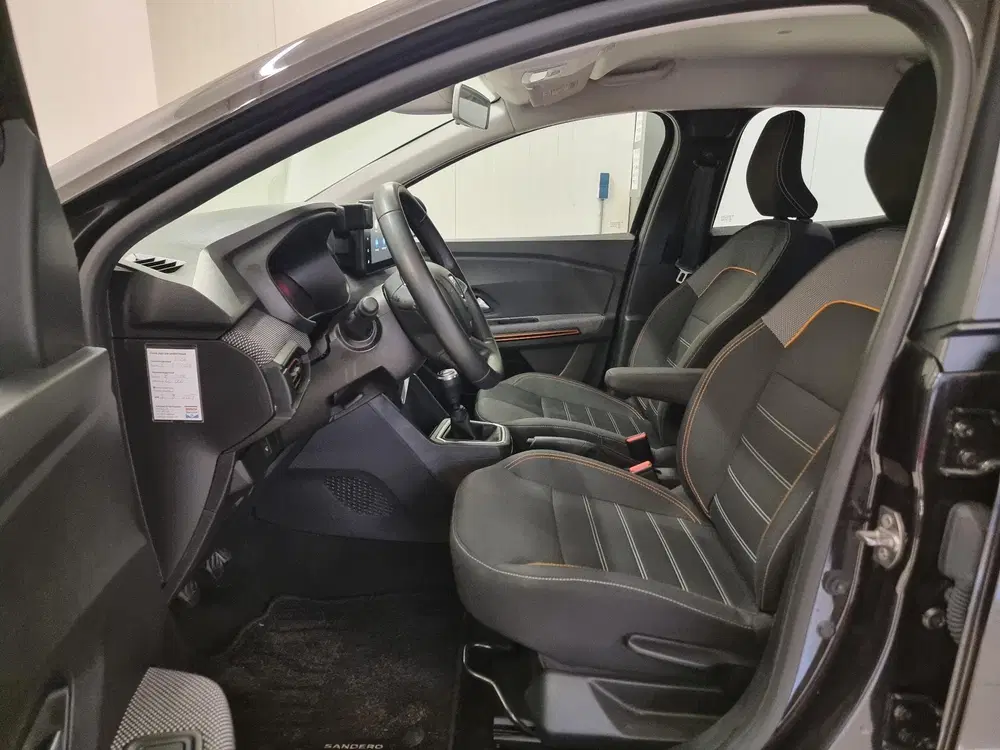 Dacia Sandero 1.0 TCe 90 Comfort uit 2023, foto 10