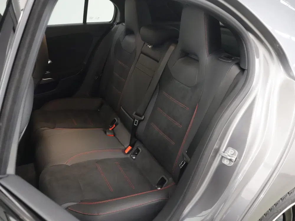 Mercedes-Benz A-Klasse 250e Business Solution AMG uit 2026, foto 11