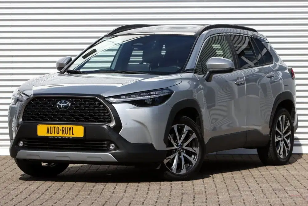 Toyota Corolla Cross Hybrid 140 Style Premium Panoramad. uit 2025