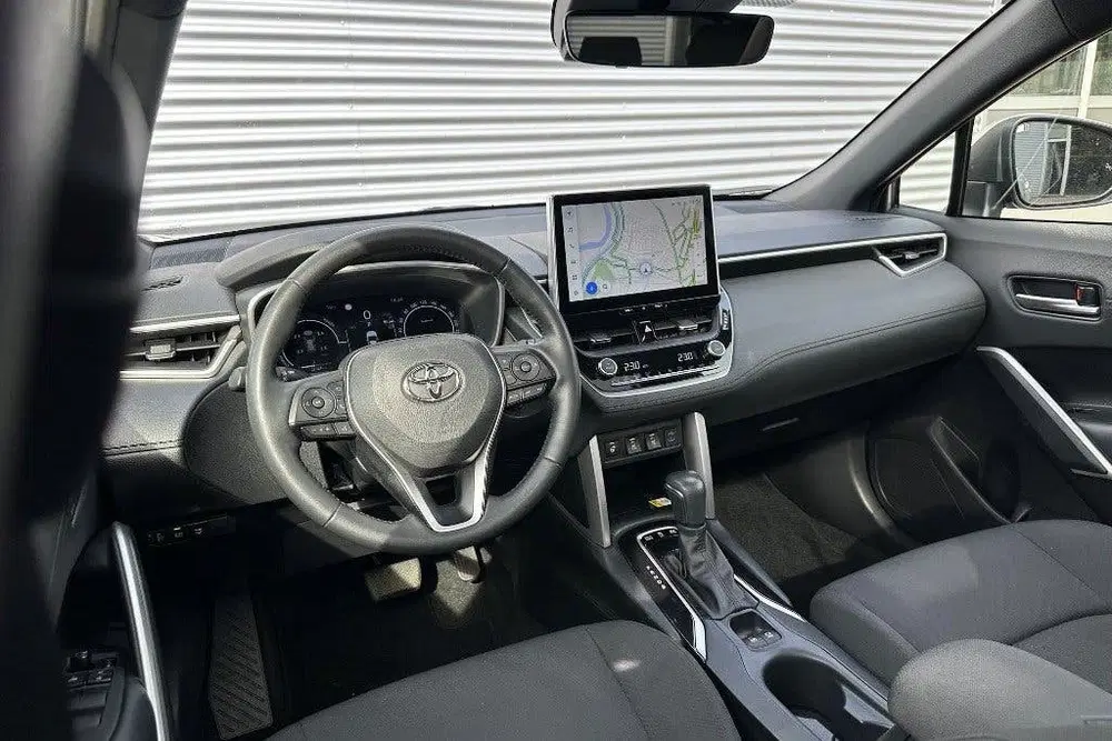 Toyota Corolla Cross Hybrid 140 Style Premium Panoramad. uit 2025, foto 9