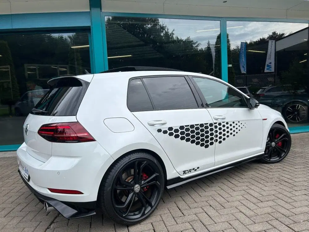 Volkswagen Golf GTI TCR 290pk Virtual uit 2019, foto 3