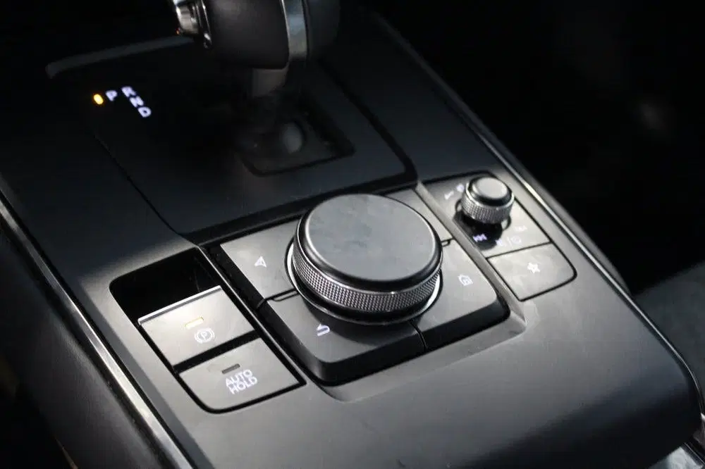 Mazda MX-30 CARPLAY uit 2021, foto 15