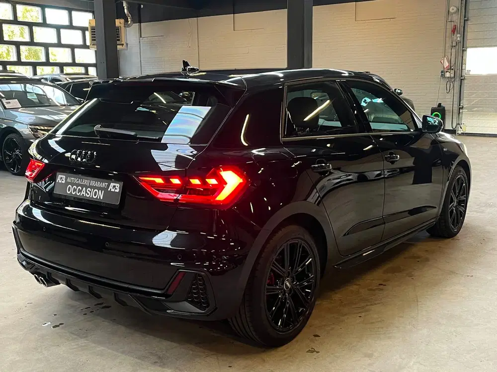 Audi A1 40 TFSI S Line CarPlay uit 2019, foto 5