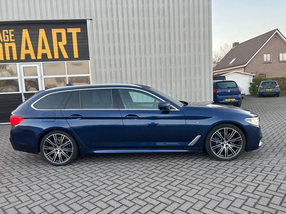 BMW 5-serie 540i xDrive High Executive uit 2019, foto 8
