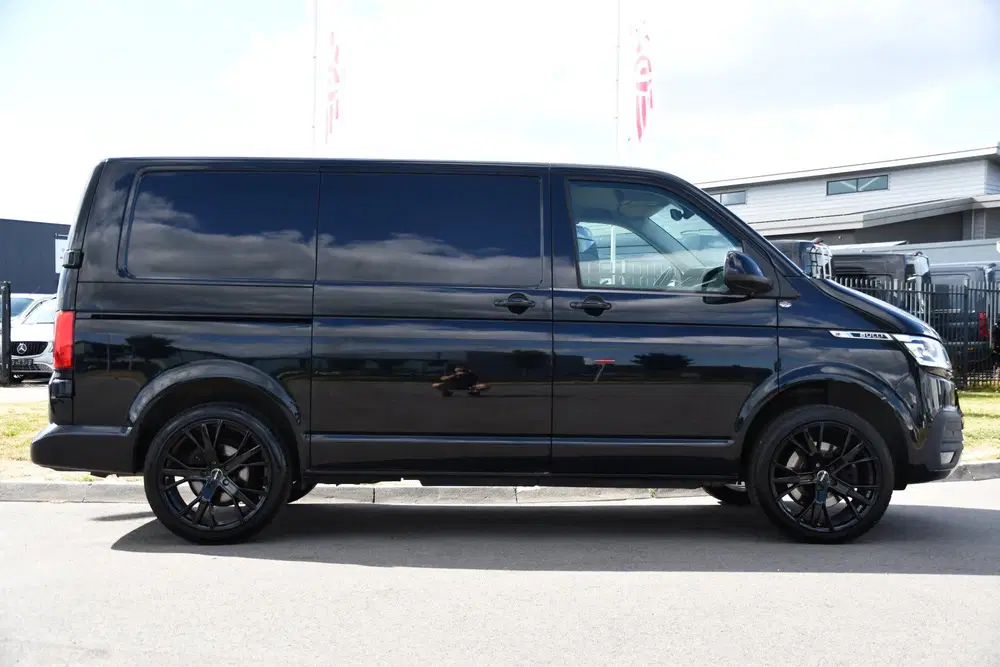 Volkswagen Transporter 2.0 TDI L1H1 30 Bulli Virtual uit 2021, foto 10