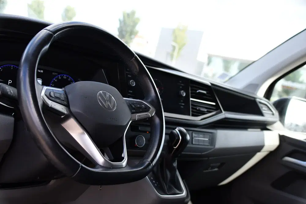 Volkswagen Transporter 2.0 TDI L1H1 30 Bulli Virtual uit 2021, foto 11