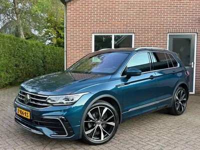 Volkswagen Tiguan 1.5 TSI R-line PANO IQLIGHT HUD KEYLESS 36 uit 2020