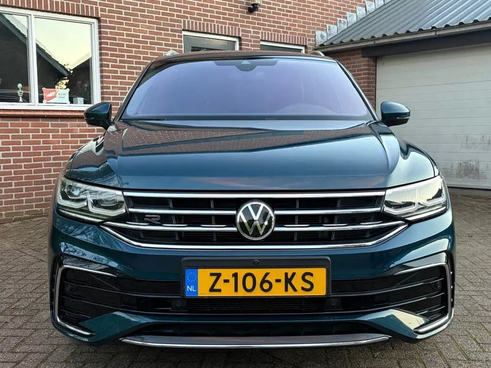 Volkswagen Tiguan 1.5 TSI R-line PANO IQLIGHT HUD KEYLESS 36 uit 2020, foto 10