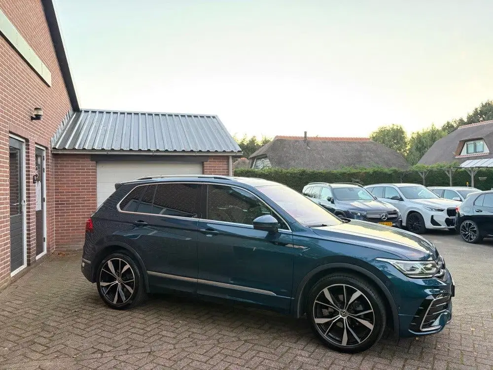 Volkswagen Tiguan 1.5 TSI R-line PANO IQLIGHT HUD KEYLESS 36 uit 2020, foto 8