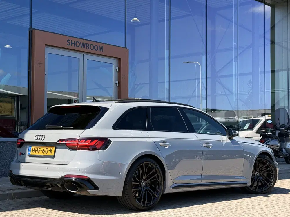 Audi A4 2.9 TFSI RS 4 quattro uit 2021, foto 14