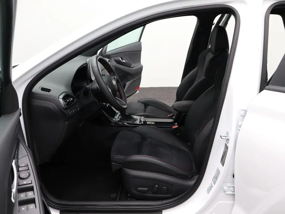 Hyundai i30 1.5 T-GDi MHEV N Line uit 2025, foto 11