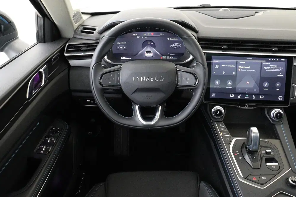 Lynk & Co 01 1.5 PHEV -PANO.DAK uit 2023, foto 2