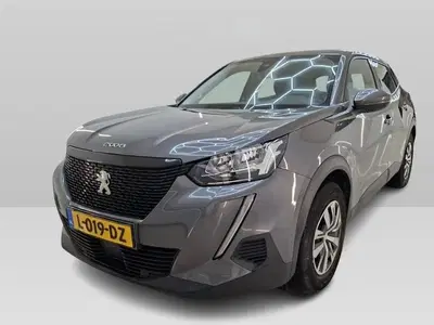 Peugeot 2008 1.2 Active 2jr APK trekhaak LED uit 2021