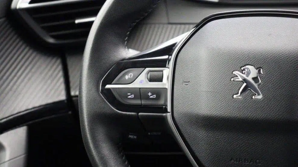 Peugeot 2008 1.2 Active 2jr APK trekhaak LED uit 2021, foto 7