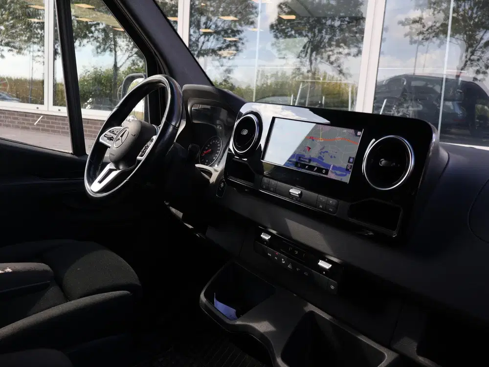 Mercedes-Benz Sprinter 319 3.0 CDI V6 190 PK AUT. L2H2 + 2 S uit 2020, foto 3