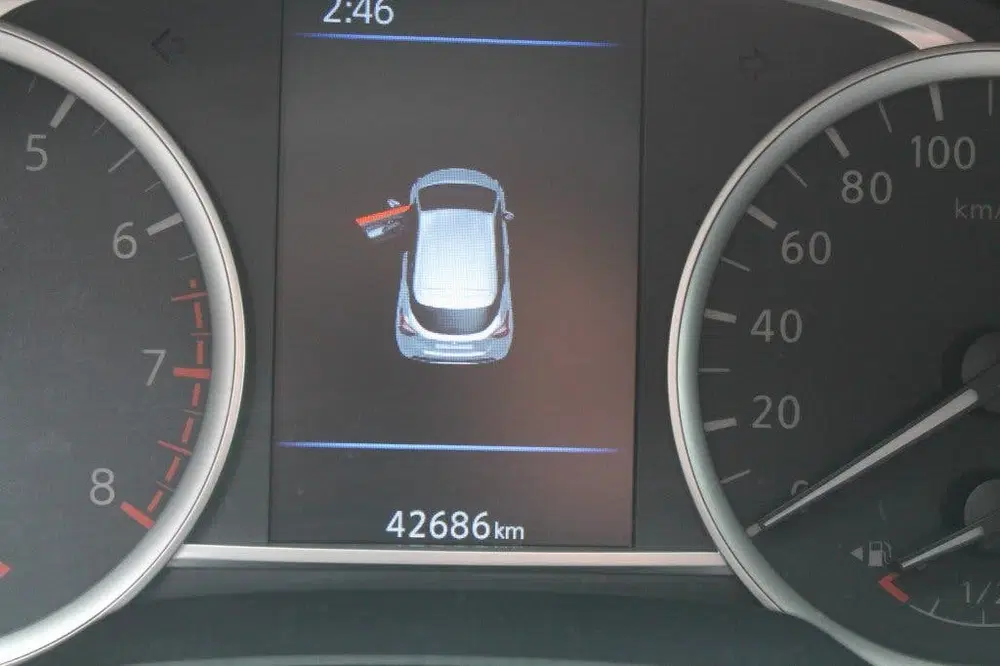 Nissan Micra 1.0 IG-T N-Connecta uit 2019, foto 3