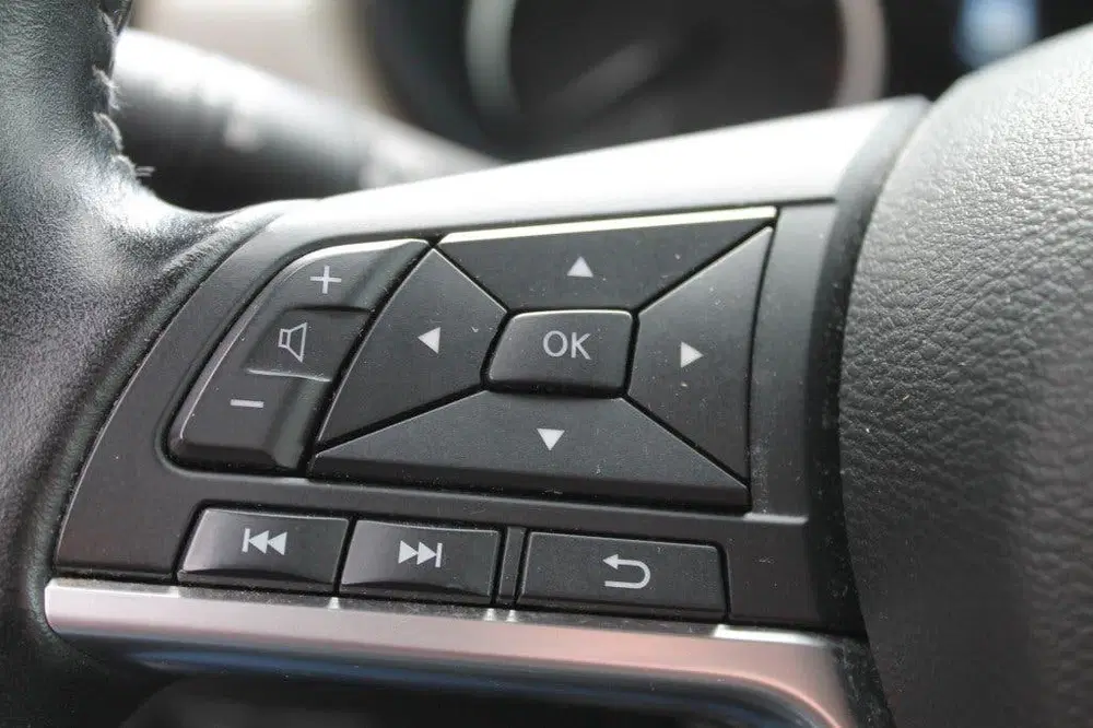 Nissan Micra 1.0 IG-T N-Connecta uit 2019, foto 7