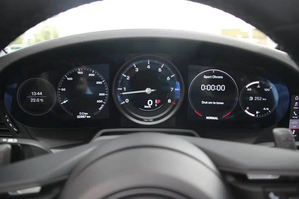 Porsche 911 Carrera S Cabrio (992) 450pk uit 2021, foto 6