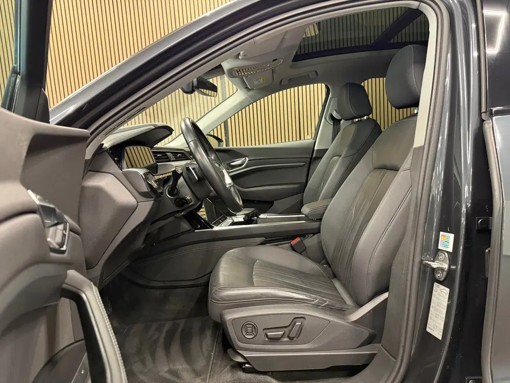 Audi e-tron 55 quattro Business edition Plus 95 kWh * uit 2020, foto 12