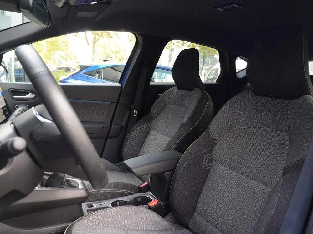 Renault Captur 1.2 TCe 115 techno uit 2026, foto 15