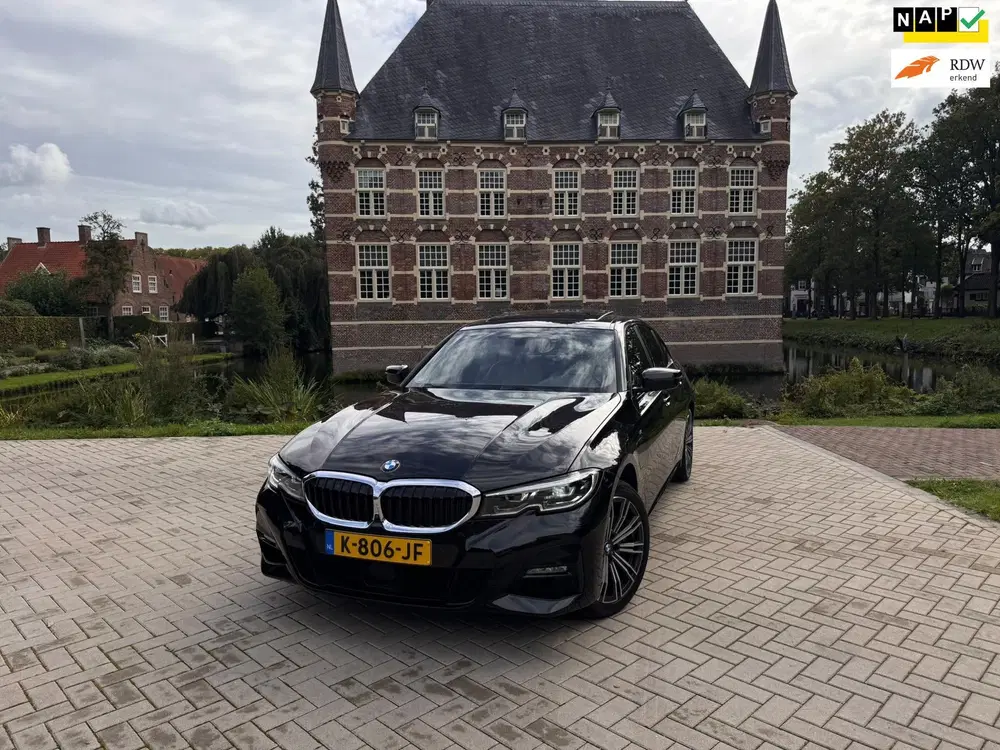 BMW 3-serie 330e M Sport 297PK uit 2021