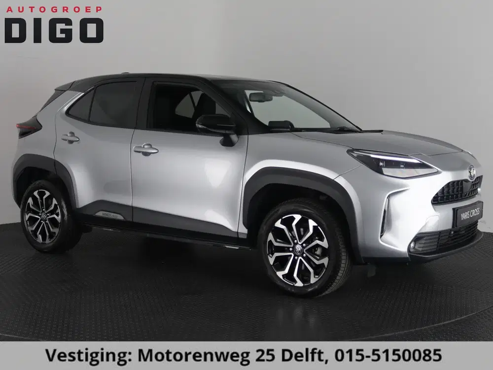 Toyota Yaris Cross 1.5 HYBRID DYNAMIC BITONE SILVERLINE GARA uit 2025, foto 3